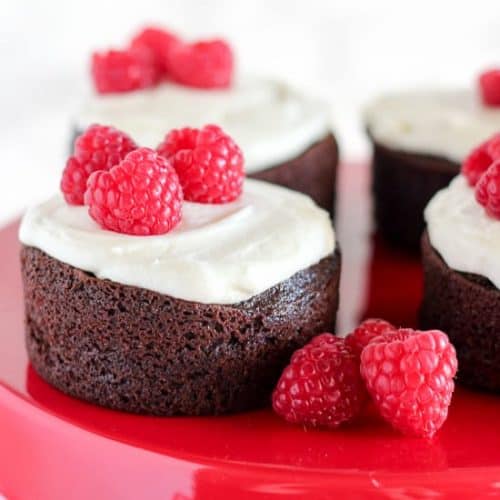 Mini chocolate cakes