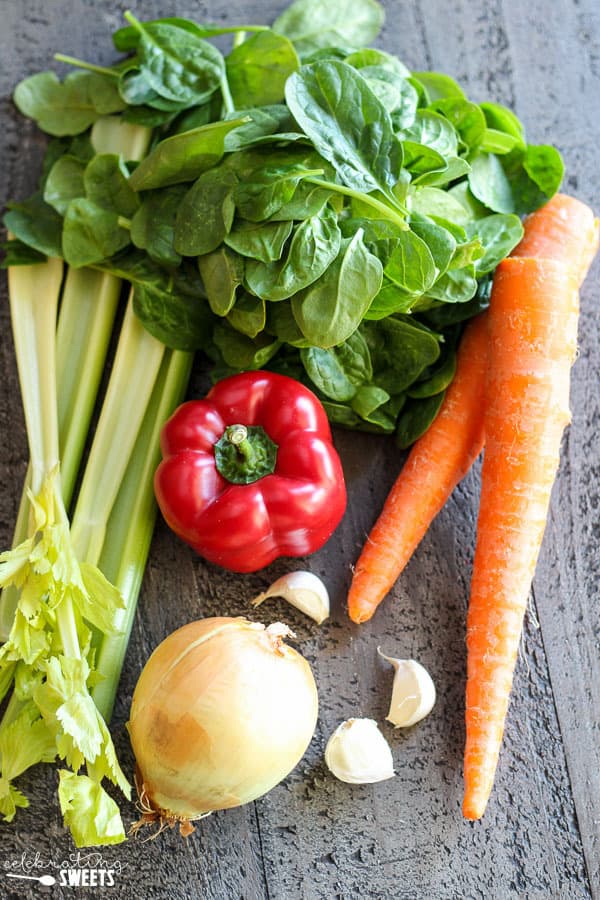 Bell pepper, carrots, spinach, celery, and onion. 