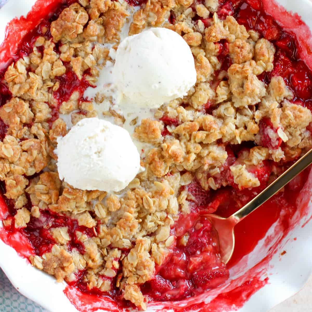 Easy Strawberry Crisp - Celebrating Sweets