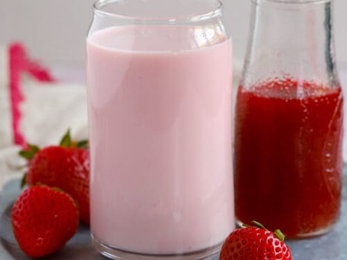 glass of strawberry milk