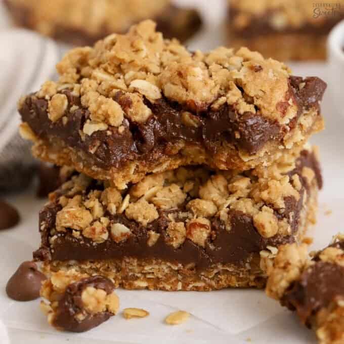 Oatmeal Fudge Bars (Quick & Easy) Celebrating Sweets