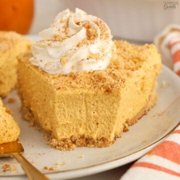 Pumpkin Pie Cheesecake (no-bake filling) - Celebrating Sweets