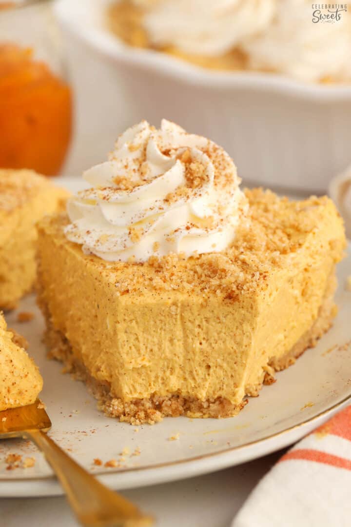 Pumpkin Pie Cheesecake (no-bake filling) - Celebrating Sweets