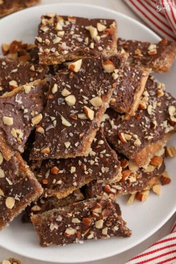 Easy Graham Cracker Toffee - Celebrating Sweets